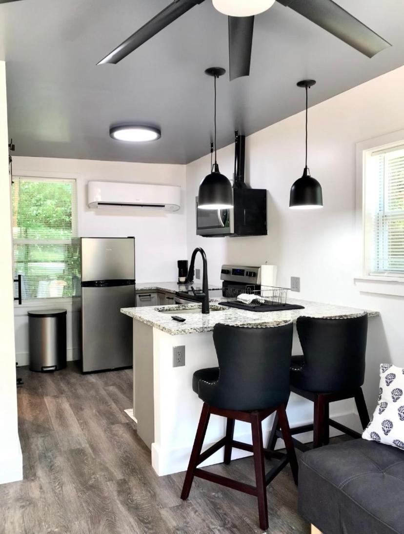מלון Romantic Chapel Hill Retreat For Two מראה חיצוני תמונה